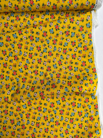 Daisies and Roses on Yellow - Yellow - MomNSon