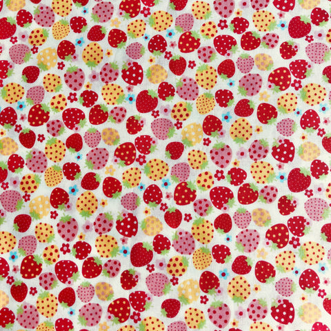 Fancy Berry - Cream and Pink - Atsuko Matsuyama - 30's Collection - Yuwa